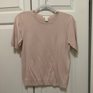 Light pink short sleeve sweater